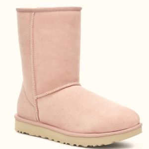 UGG Classic Mid calf Boots